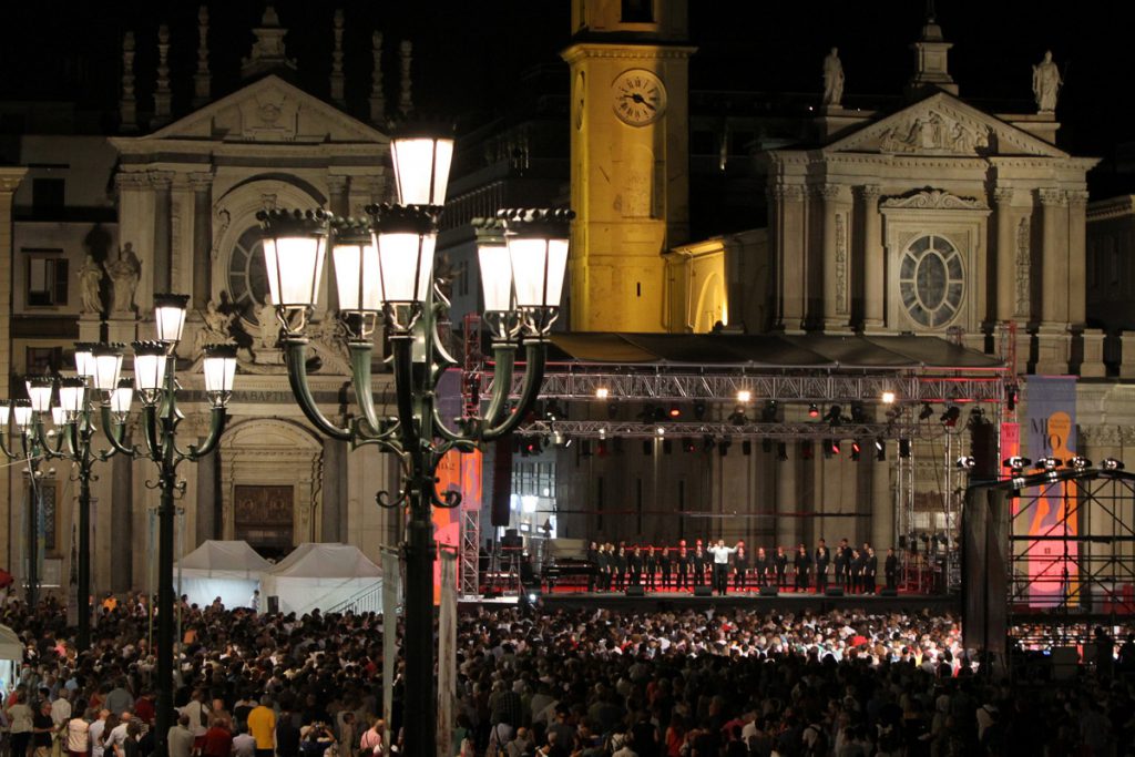 cori-torino-piazza-san-carlo1_foto-gianluca-platania