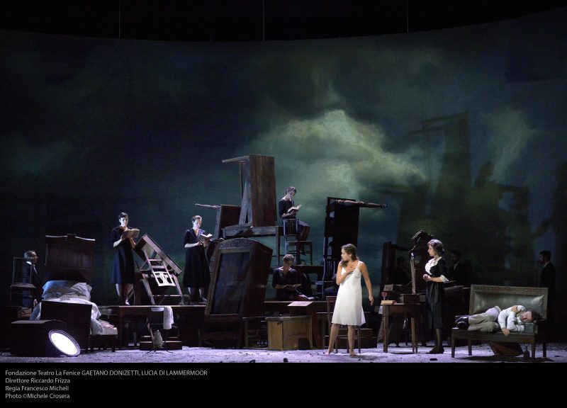 Francesco Micheli debutta all’Opéra National de Bordeaux con la regia di Lucia di Lammermoor di Donizetti